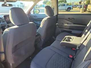 Nissan Pathfinder 2024 SV 4dr SUV