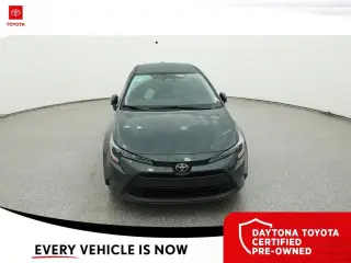 Toyota Corolla 2024 LE 4 puertas Sedán