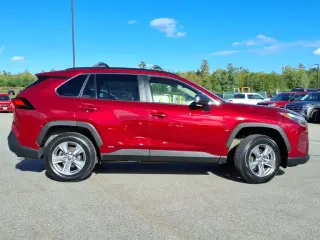 Toyota RAV4 Híbrido 2024 AWD LE 4dr SUV