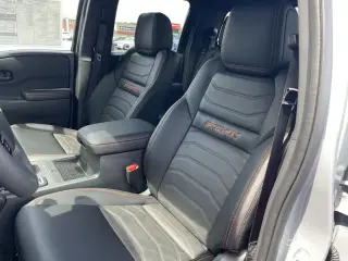 Nissan Frontier 2026 4x4 PRO-4X 4dr Crew Cab 5 ft. SB