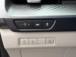 Kia Carnival 2024 LX 4dr Mini-Van