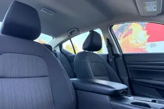 Nissan Altima 2025 2.5 SV 4dr Sedán