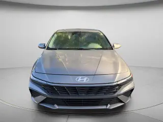 Hyundai ELANTRA 2024 SE 4puertas Sedán