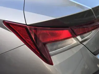 Hyundai ELANTRA 2024 SE 4puertas Sedán