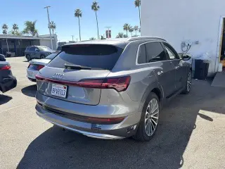 Audi e-tron 2019 AWD quattro Prestige 4dr SUV