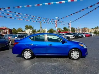 2016 Nissan VERSA