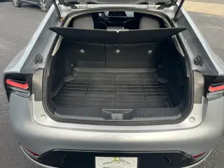 2024 TOYOTA PRIUS