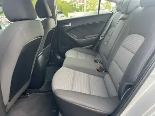 2017 KIA FORTE