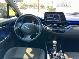 2020 TOYOTA C-HR