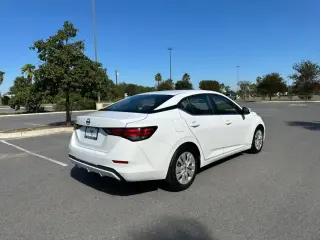 2022 NISSAN SENTRA