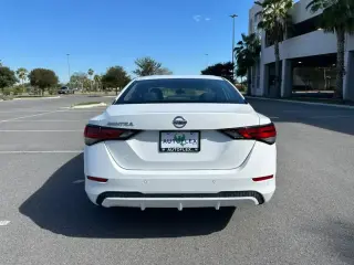 2022 NISSAN SENTRA