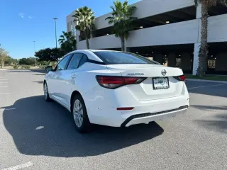 2022 NISSAN SENTRA