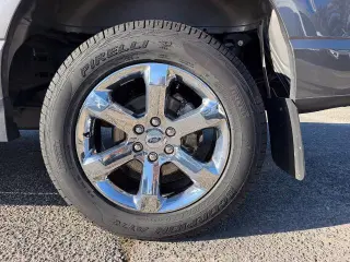 Ford F-150 2023 4x4 XLT 4dr SuperCrew 5.5 ft. SB