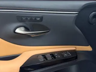 Lexus ES 350 2023 4dr Sedán