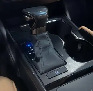 Lexus ES 350 2023 4dr Sedán