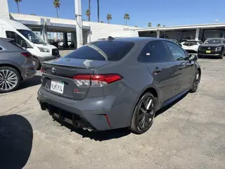 Toyota Corolla Híbrido 2024 SE 4dr Sedán
