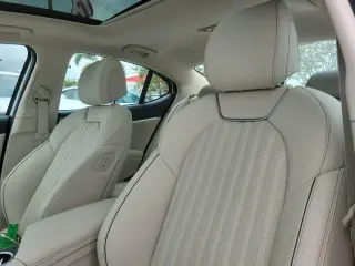 Genesis G70 2026 2.5T Prestige 4dr Sedán