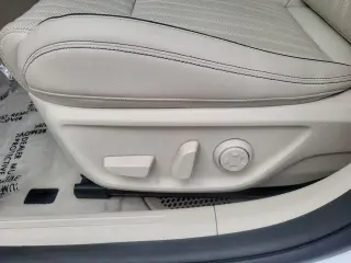 Genesis G70 2026 2.5T Prestige 4dr Sedán
