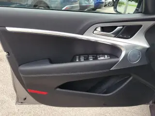 Genesis G70 2026 2.5T Prestige 4dr Sedán