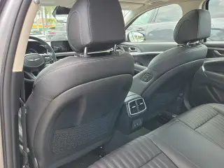Genesis G70 2026 2.5T Prestige 4dr Sedán