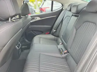 Genesis G70 2026 2.5T Prestige 4dr Sedán