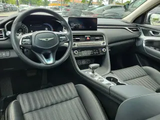 Genesis G70 2026 2.5T Prestige 4dr Sedán