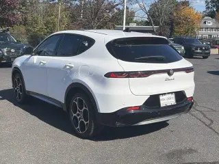 Alfa Romeo Tonale Hybrid 2024 eAWD Ti 4dr Crossover