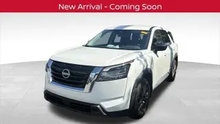 Nissan Pathfinder 2024 S 4dr SUV