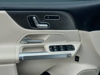 Mercedes-Benz GLB 2021 AWD GLB 250 4MATIC 4dr SUV