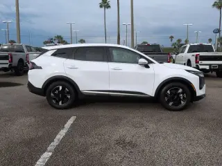 Kia Sportage 2026 LX 4dr SUV
