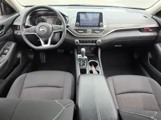 Nissan Altima 2024 2.5 SV 4dr Sedán