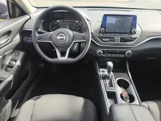 Nissan Altima 2024 2.5 SV 4dr Sedán