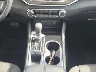 Nissan Altima 2024 2.5 SV 4dr Sedán