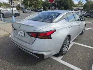 Nissan Altima 2024 2.5 SV 4dr Sedán