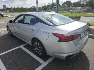Nissan Altima 2024 2.5 SV 4dr Sedán