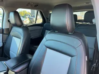 Ford Explorer 2024 AWD XLT 4dr SUV