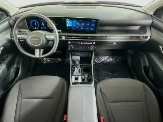 Hyundai TUCSON 2025 SEL SUV de 4 puertas