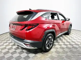 Hyundai TUCSON 2025 SEL SUV de 4 puertas