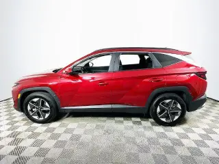Hyundai TUCSON 2025 SEL SUV de 4 puertas