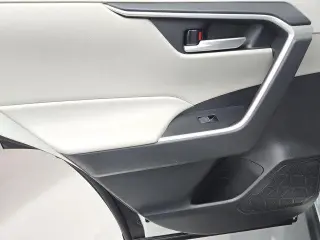 Toyota RAV4 2024 XLE 4 SUV