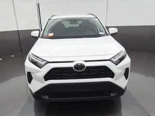 Toyota RAV4 2024 XLE 4 SUV