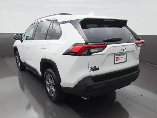 Toyota RAV4 2024 XLE 4 SUV