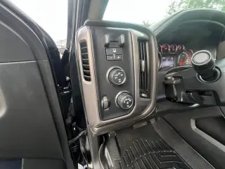 2015 GMC Sierra 1500 4WD Crew Cab 143.5" SLT