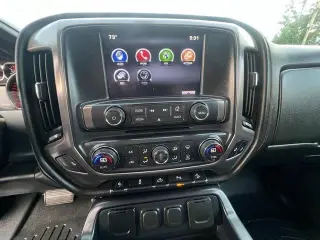 2015 GMC Sierra 1500 4WD Crew Cab 143.5" SLT