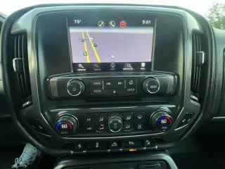 2015 GMC Sierra 1500 4WD Crew Cab 143.5" SLT