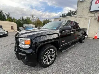 2015 GMC Sierra 1500 4WD Crew Cab 143.5" SLT