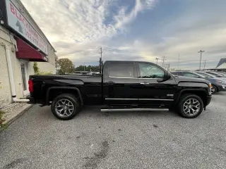 2015 GMC Sierra 1500 4WD Crew Cab 143.5" SLT