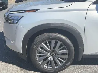 Nissan Pathfinder 2025 AWD SL 4 SUV