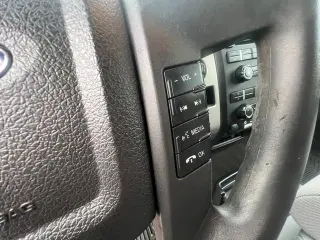 2013 Ford F-150 4WD SuperCrew 145" XL