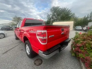 2013 Ford F-150 4WD SuperCrew 145" XL